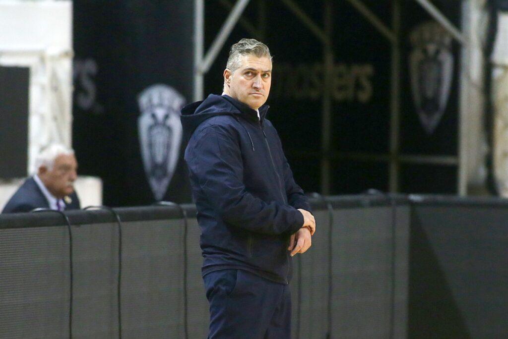Ανανέωσε ο Νανάκος με Εσπερίδες!