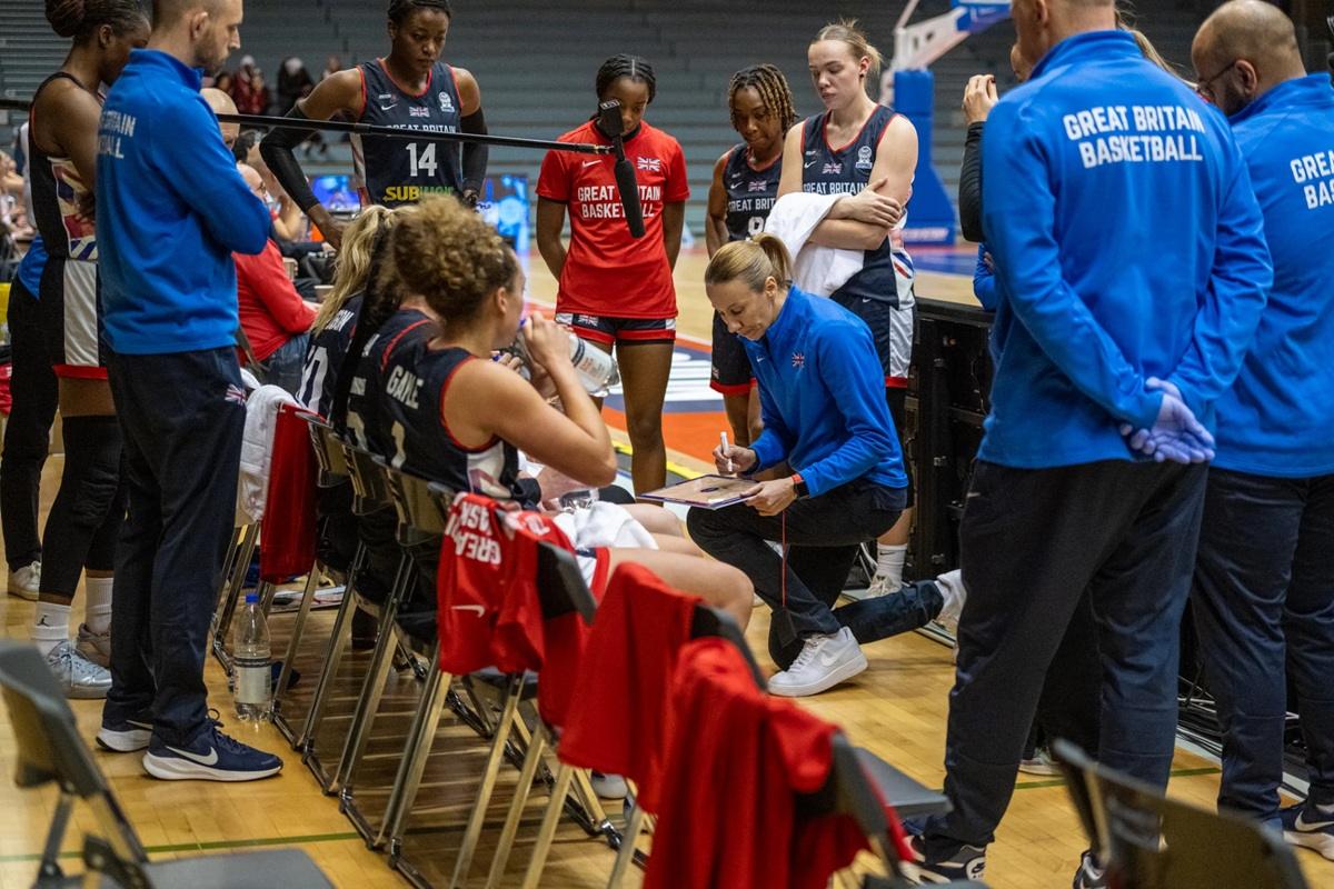 Αποχώρησε από την Μ. Βρετανία η Στέλλα Καλτσίδου